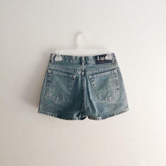 L.E.I • Embroidered High Rise Vintage Denim Shorts - Picture 3 of 3